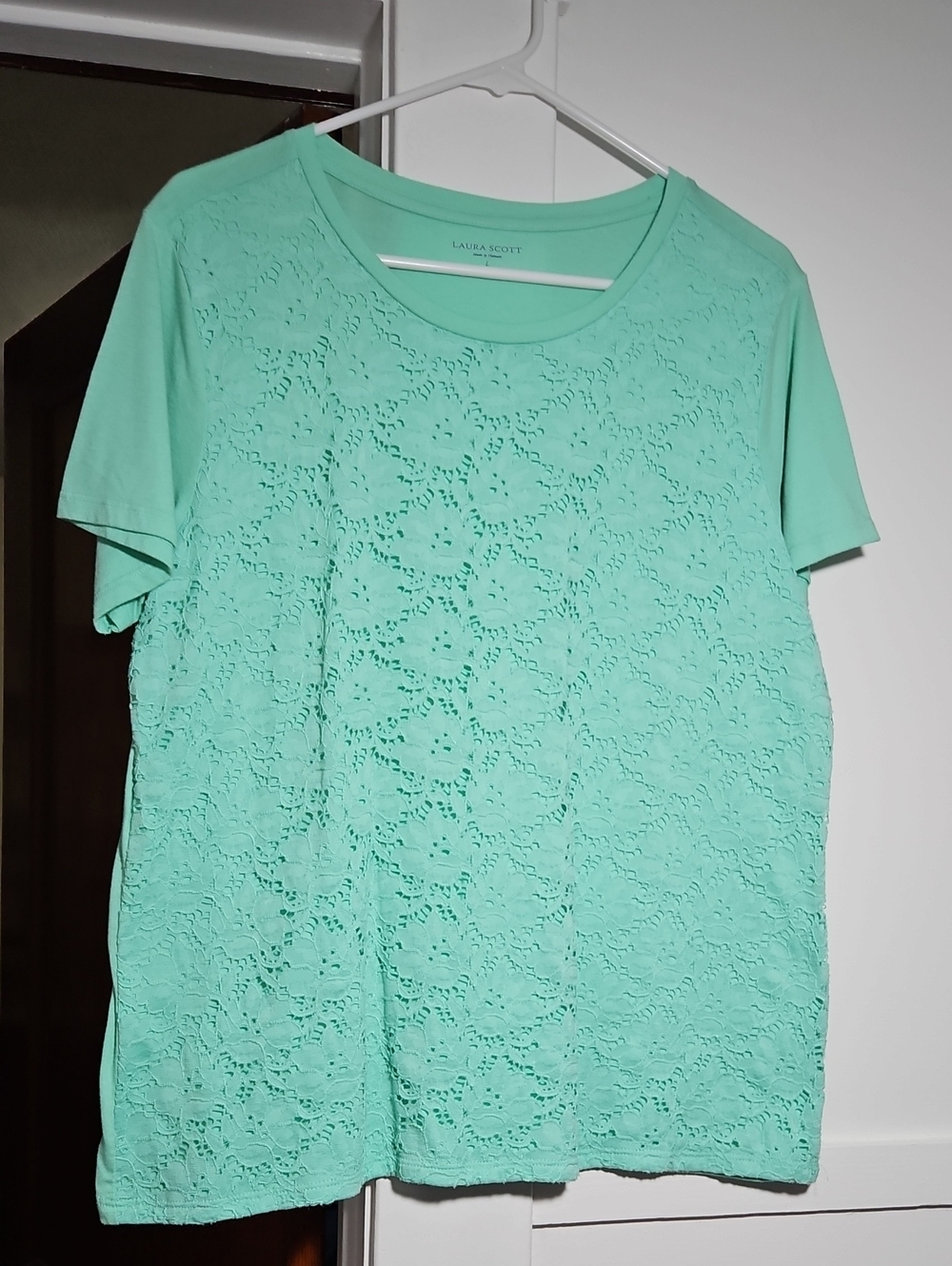 Laura Scott Light Green Floral Lace Front Short Sleeve Blouse Top Size L EUC